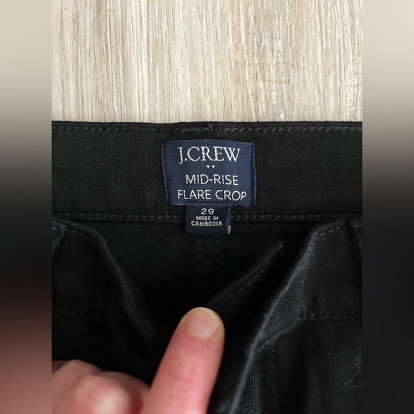 NWT J.Crew Factory Women’s Flare crop black jean in all-day stretch - Size 29 - Picture 3 of 7